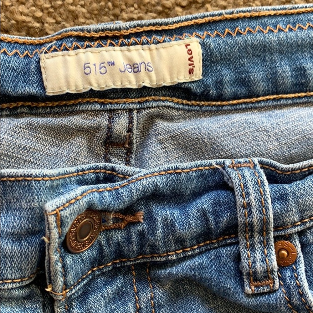 Levi’s Capris - image 4
